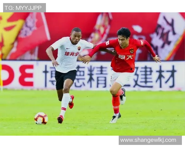 恒大与深圳激战正酣高清直播全程回顾精彩瞬间与赛后分析